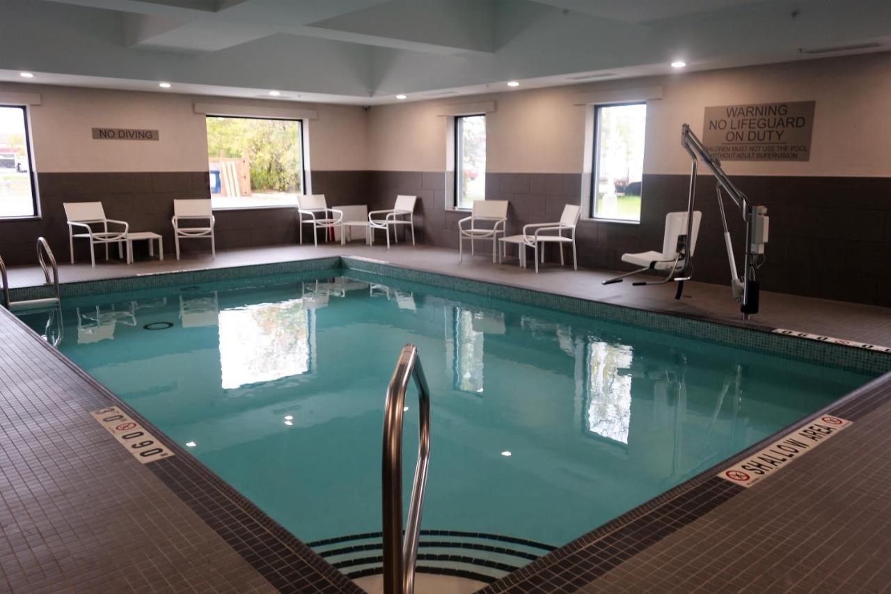 Country Inn & Suites By Radisson, Belleville, On 外观 照片